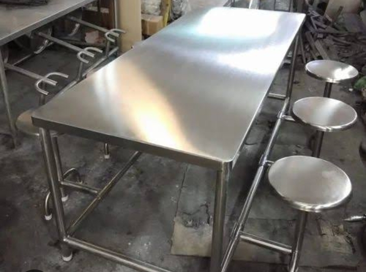 SS rotary collection table